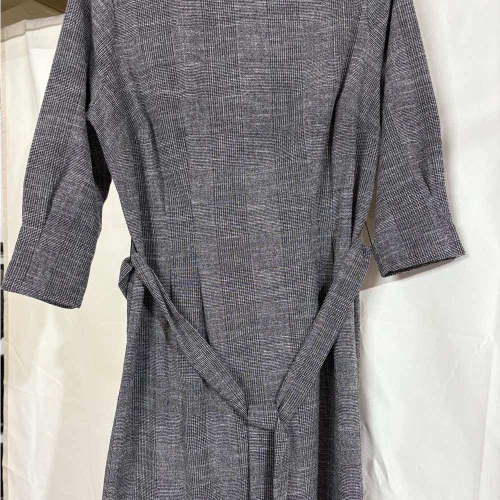 H&M Gray Long Sleeve Dress